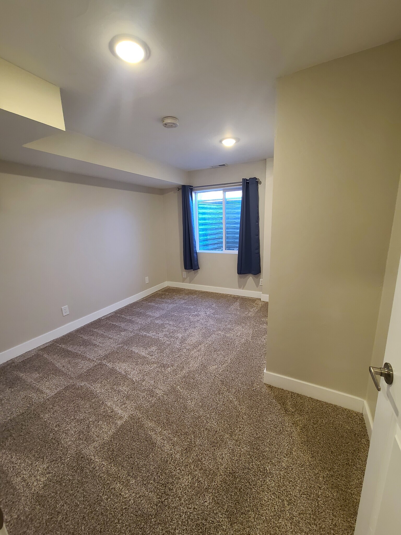 Building Photo - 2156 W War Admiral Ln