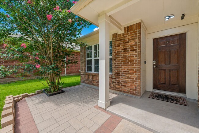 Building Photo - 9642 Sugarblossom Ln