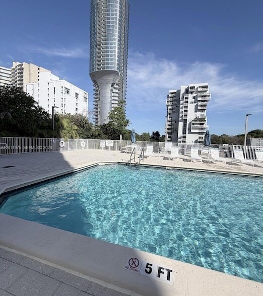 Building Photo - 2501 Brickell Ave