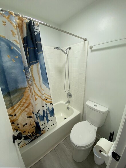 Building Photo - 2412 Talco Hills Dr