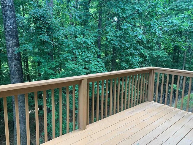 Building Photo - 530 Constellation Overlook SW