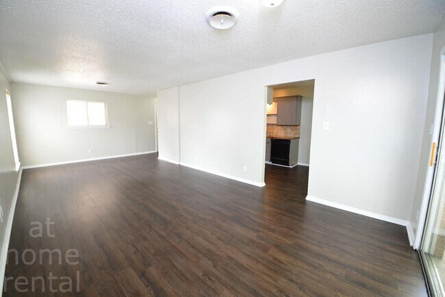 Building Photo - 4713 S Fulton Pl