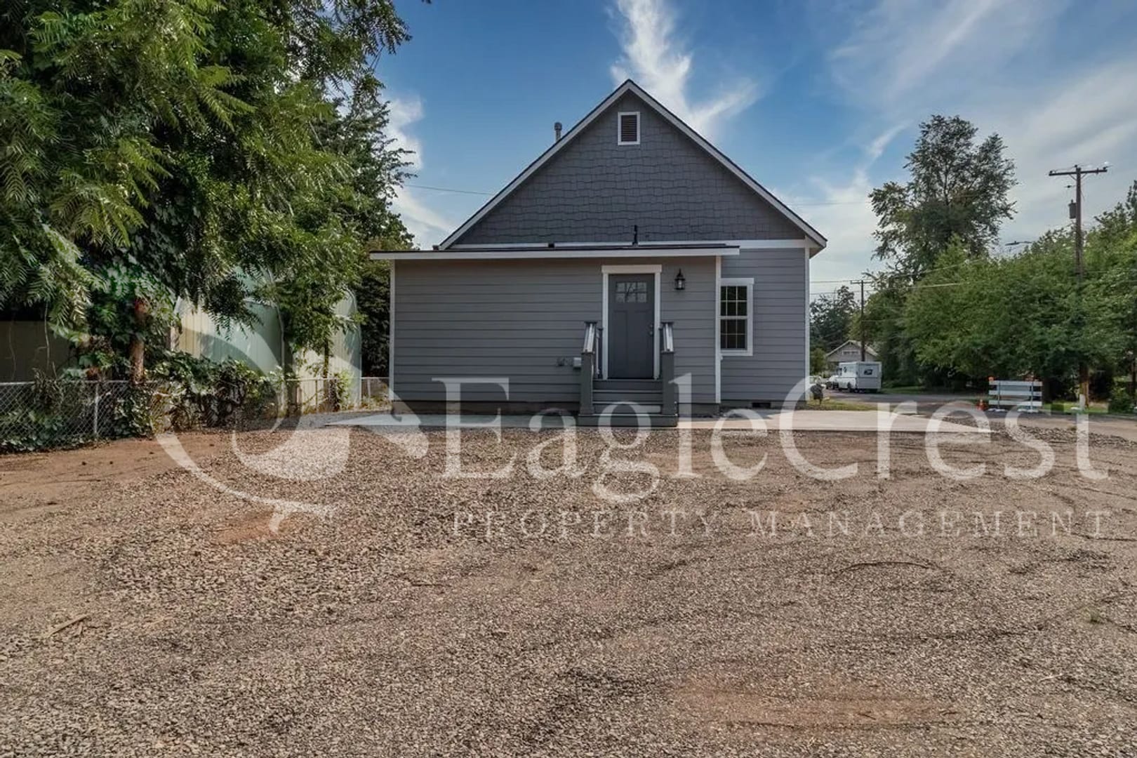 Building Photo - Remodeled Four Bedroom House Located Near Whitman College
