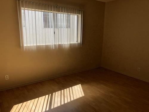 Building Photo - 13925 Sherman Way