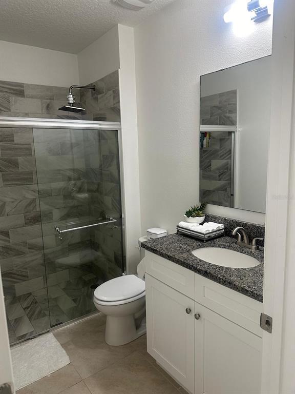 Building Photo - 1823 Bluepoint St