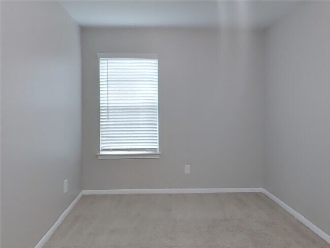 Building Photo - 328 Summer Horse Dr