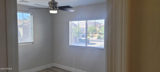 Building Photo - 34811 N 30th Dr