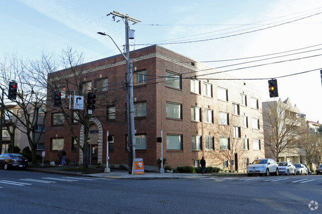 Building Photo - Betty May Apartments