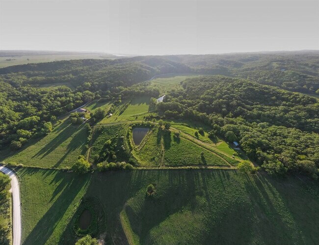 Building Photo - 20200 S Jemerson Creek Rd