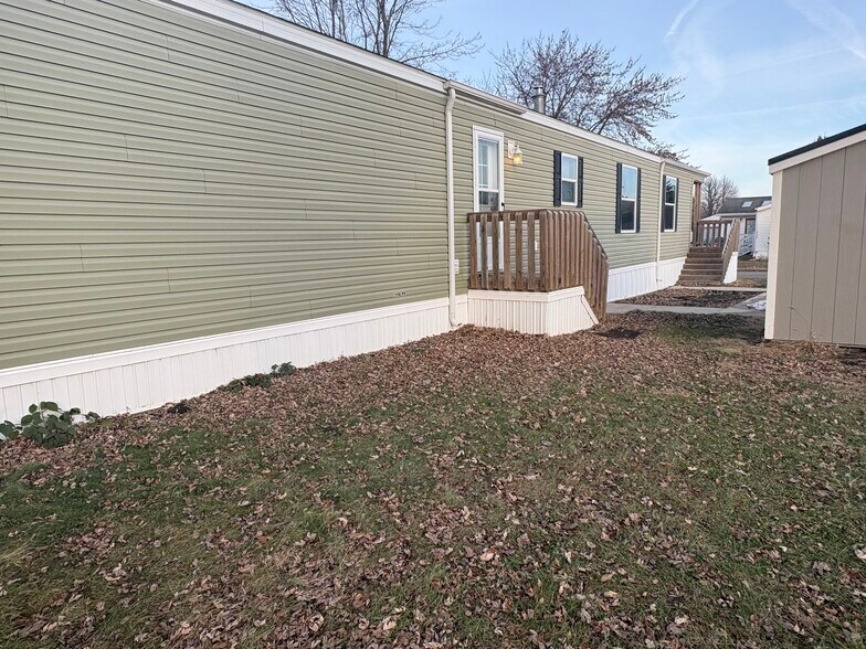 Building Photo - 309 Spring Park Dr