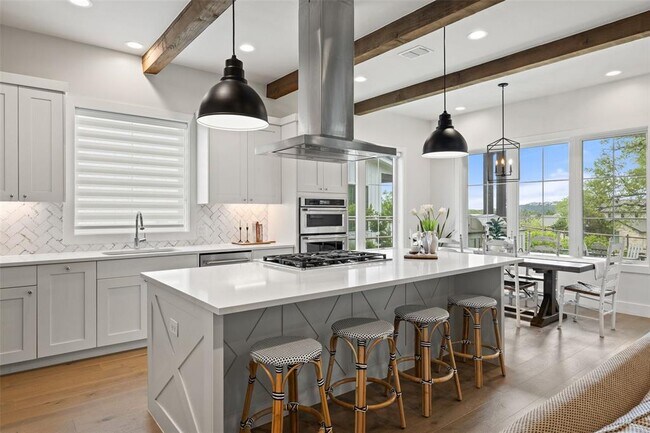 Building Photo - 19601 Flying J Blvd