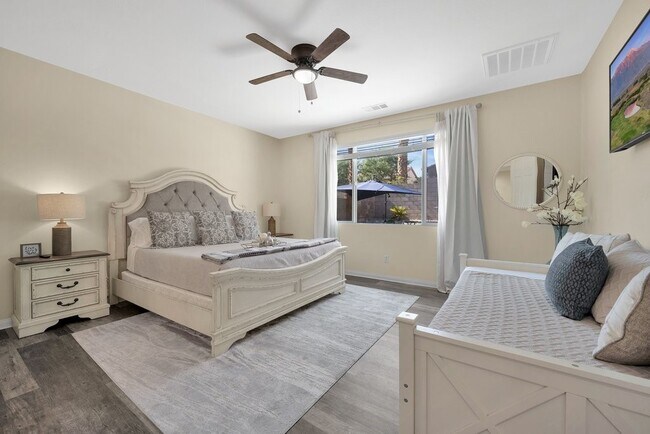 Building Photo - 84066 Olona Ct