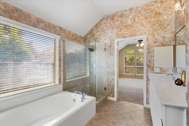 Building Photo - 4015 Pearl Pass Ln