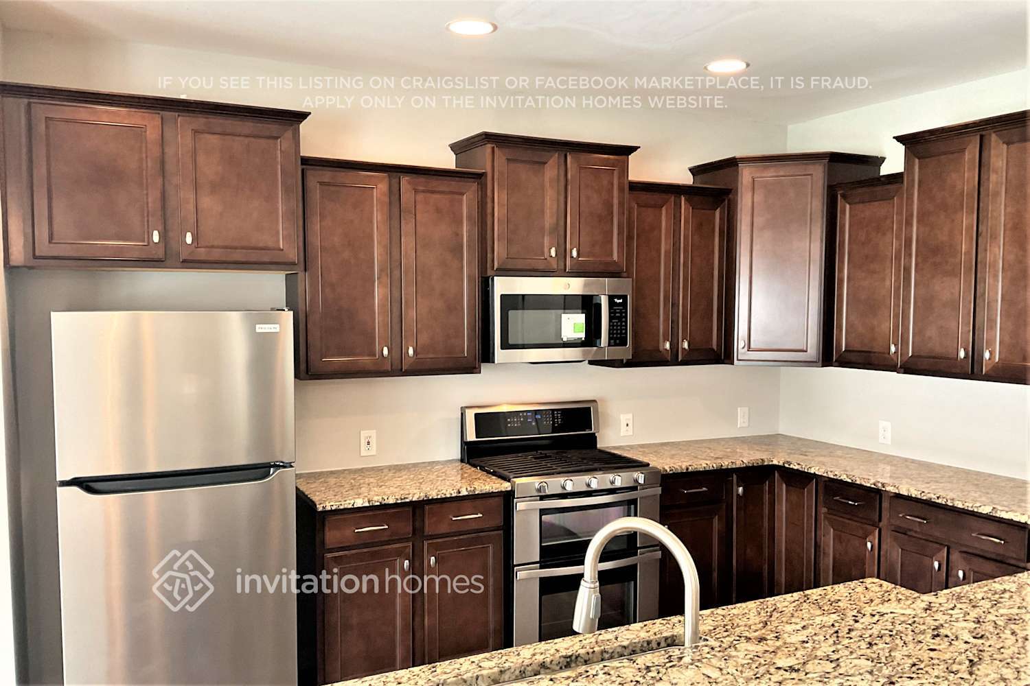 Building Photo - 3604 Moorhen Lane