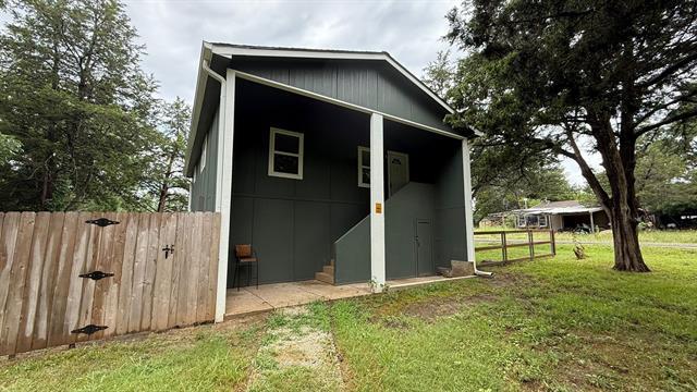 Building Photo - 142 Andrea St