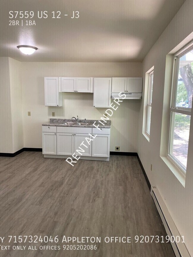 Building Photo - S7559 US-12