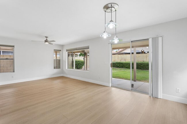 Building Photo - 17435 N 46th St