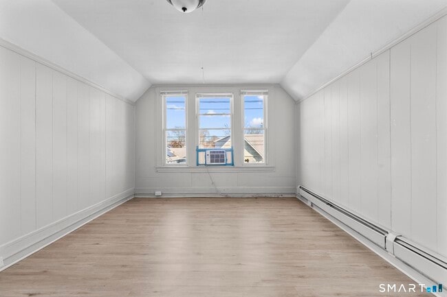 Building Photo - 66 Atwater St