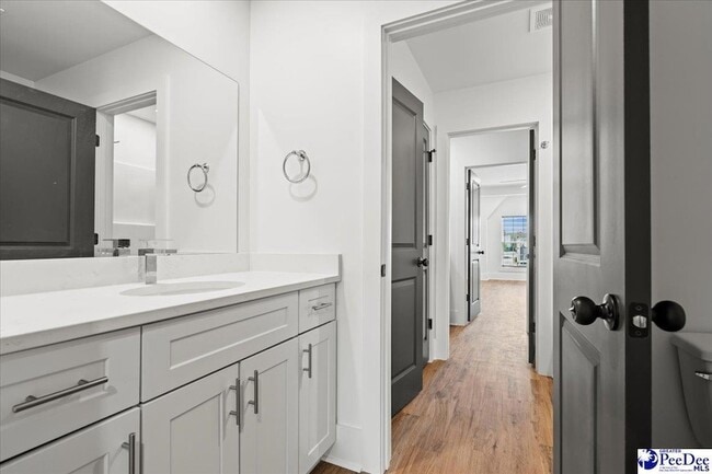 Building Photo - 1308 Twelve Oaks Ln