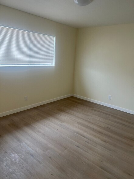 Building Photo - 1127 Acadia Pl