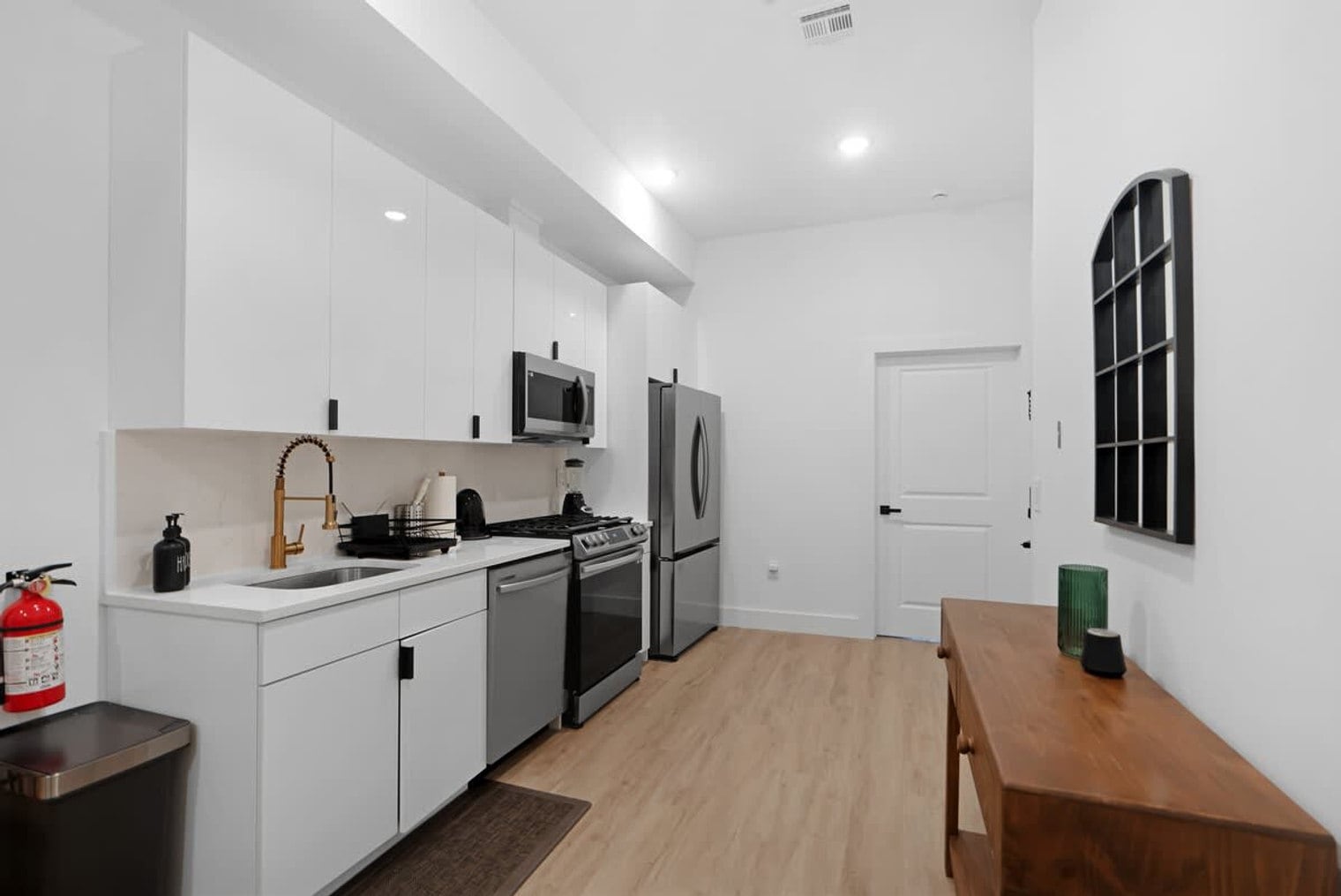 Building Photo - 234 Webster Ave