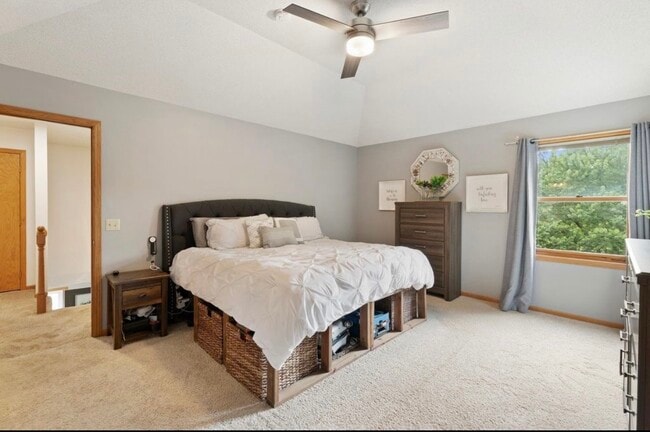 Building Photo - 1389 Camelback Dr