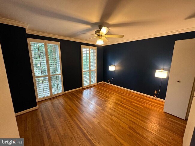 Building Photo - 241 G St SW