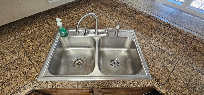 Building Photo - 3101 Townbluff Dr