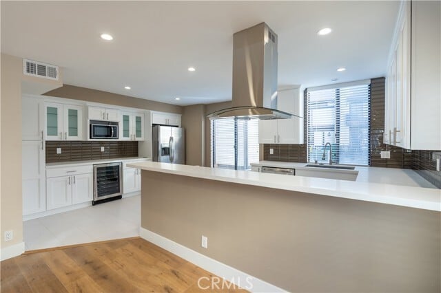 Building Photo - 4939 Laurel Canyon Blvd