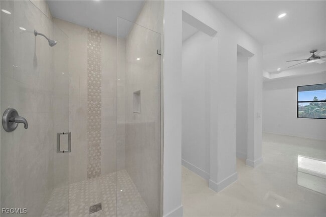 Building Photo - 2540 NW 6th Terrace