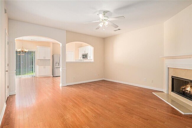Building Photo - 2279 Hawks Bluff Trail NW