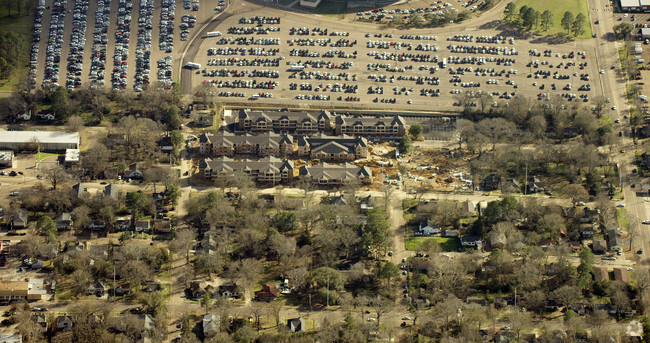 Aerial 3 - The Courts Apartments