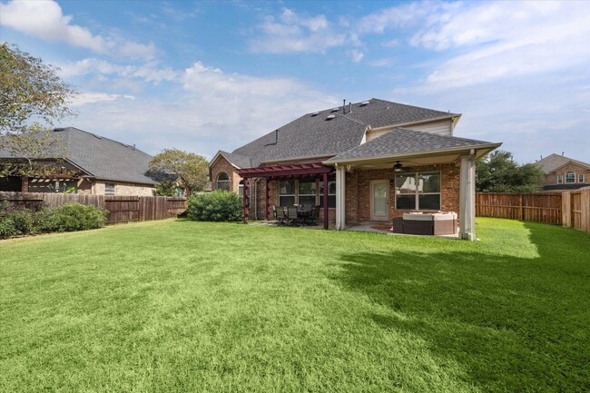 Building Photo - 13815 Lake Livingston Dr