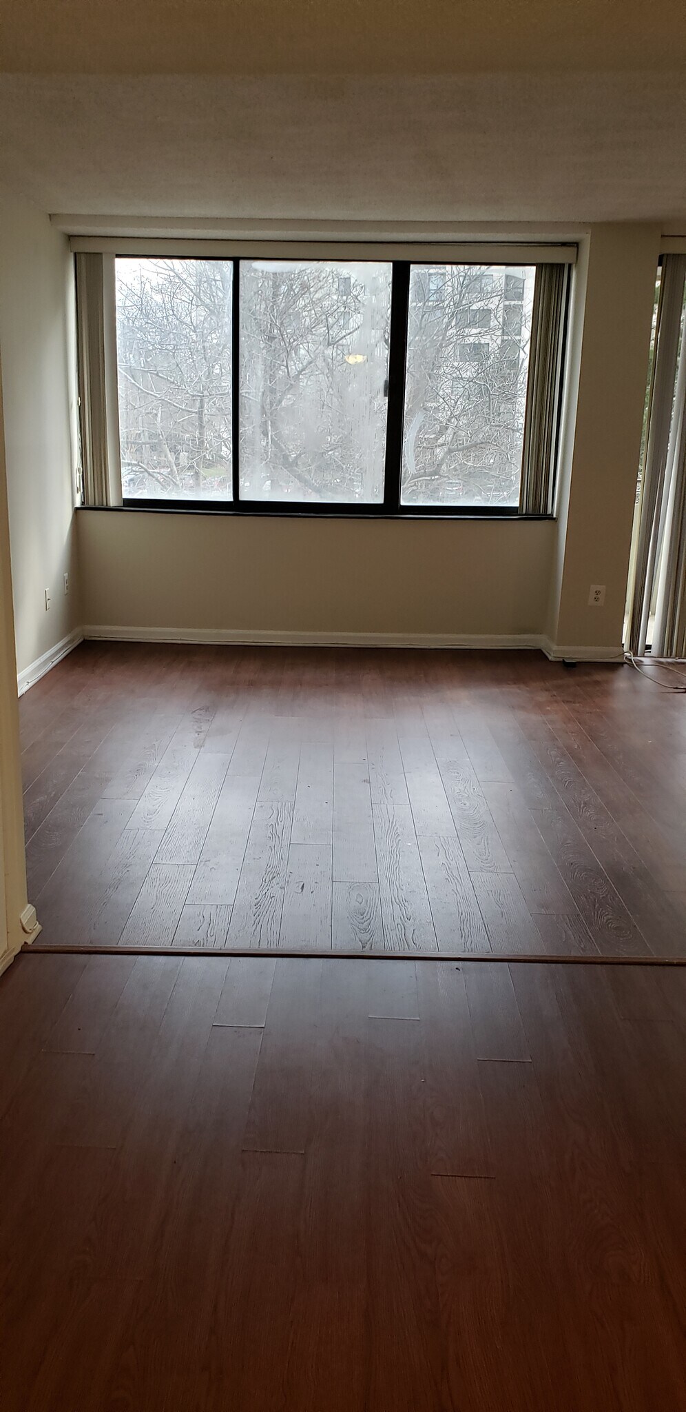 View as you walk into the apartment - 6301 Stevenson Ave