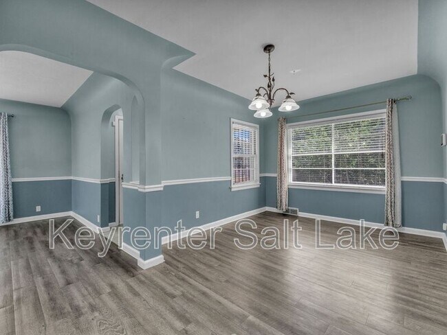 Building Photo - 3956 S 4800 W