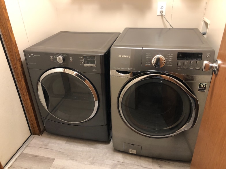 Building Photo - 6410 E McElroy Rd