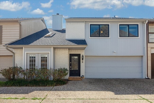 Building Photo - 2422 Nantucket Dr