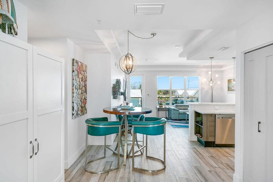 Building Photo - 202 Ivory Coral Ln