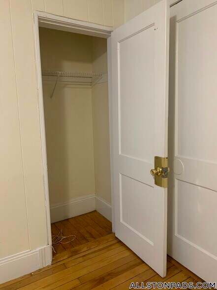 Building Photo - 437 Cambridge St