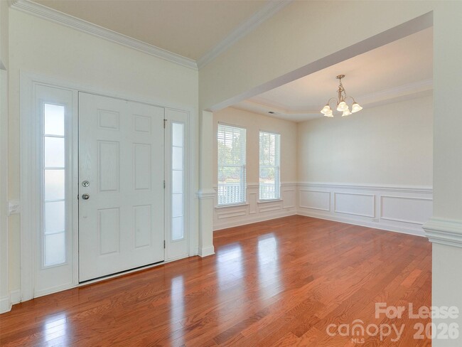 Building Photo - 12926 Union Square Dr