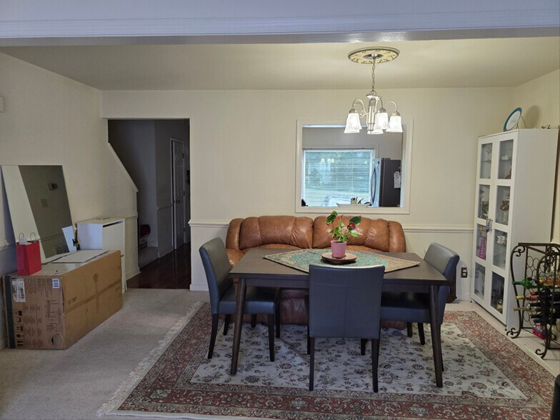 Building Photo - 8703 Hermitage Trace Ct