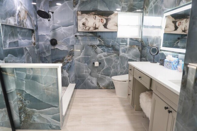 Building Photo - 293 Monte Cristo Blvd