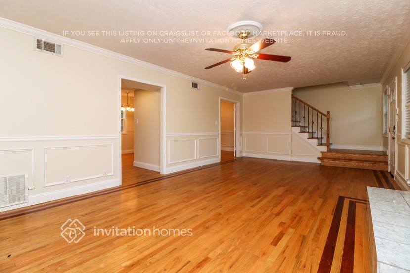 Building Photo - 612 Brighton Dr NW