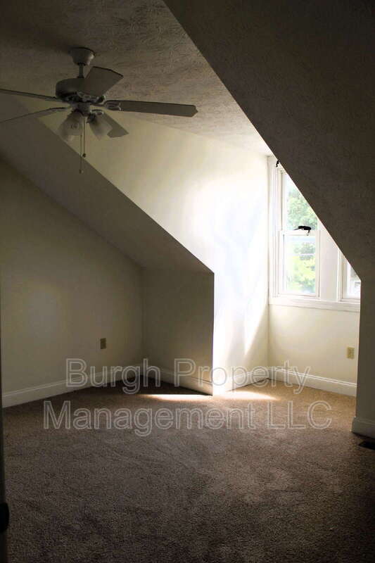 Building Photo - 1505 Sedgwick St