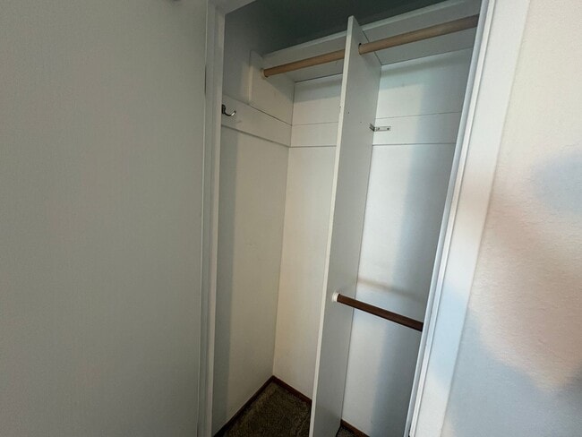 Building Photo - 3 Bed 3 Bath House