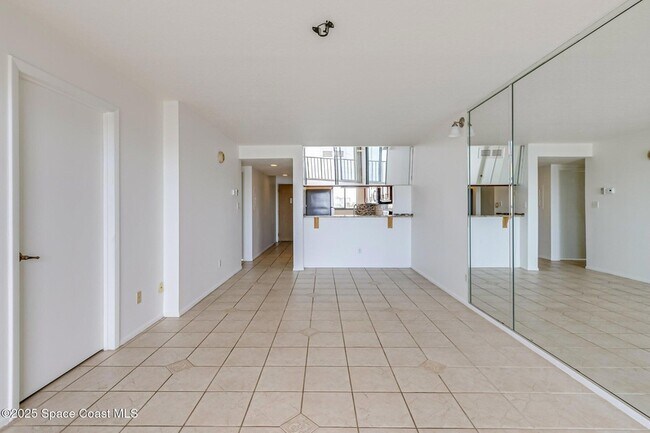 Building Photo - 2465 S Washington Ave