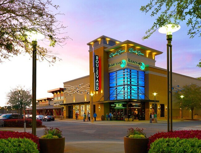 Building Photo - 50% OFF FIRST MONTHS RENT---- Condo in Miramar Beach