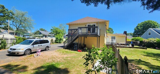 Building Photo - 280 3rd Ave