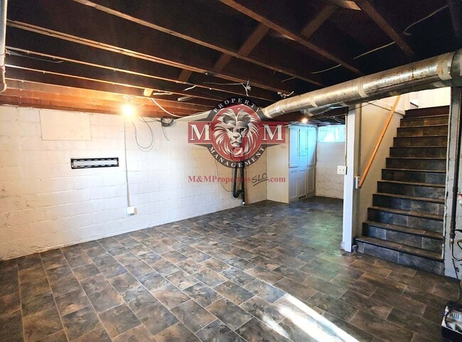 Building Photo - Great 4 Bd Home in Murray