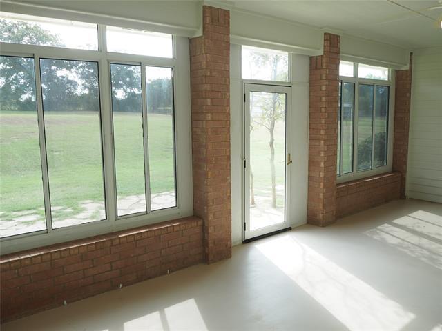 Building Photo - 4763 Red Oak Cir